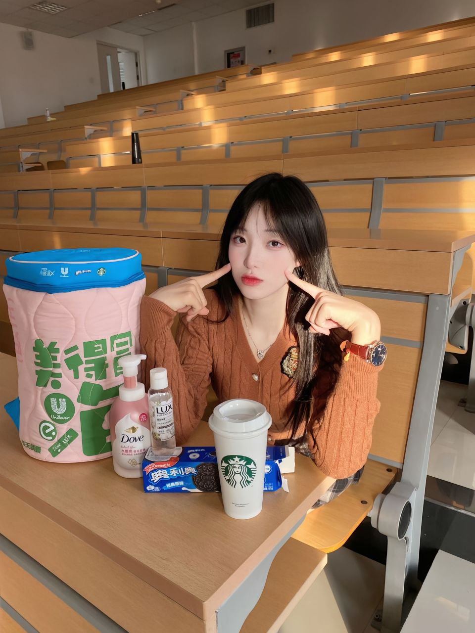 9天举报92次违停！是“正义使者”还是“举报狂魔”？城市停车困局该由谁买单？