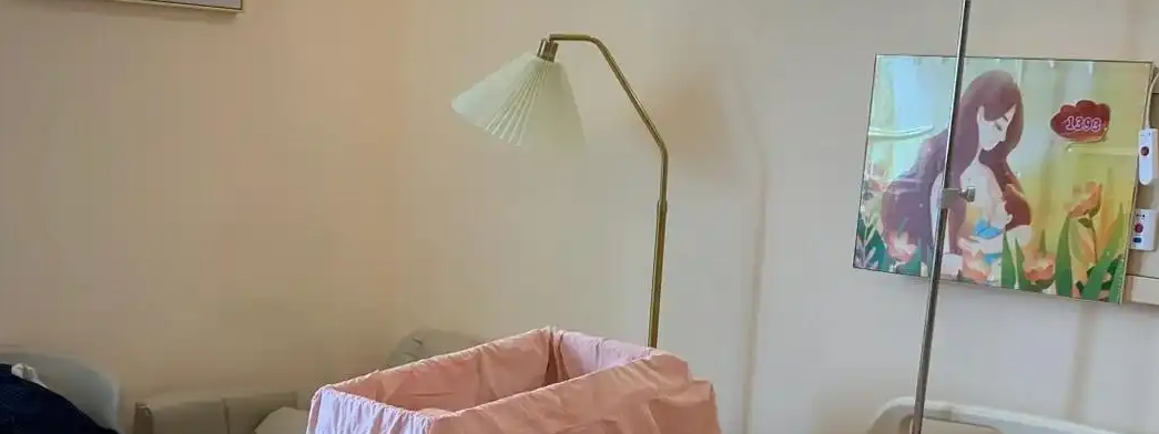 三胎产后120天，她的肚子还在“悬浮”：92年宝妈的无声战役，刺痛了多少母亲？