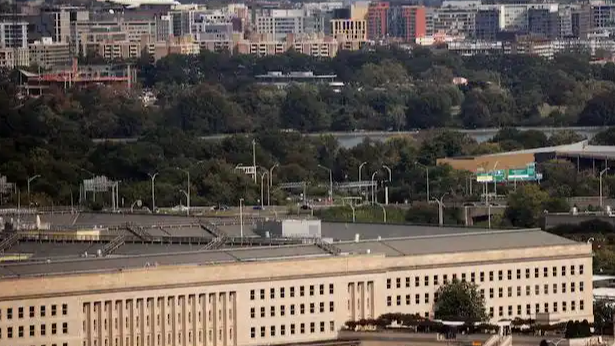美军复仇之刃划破叙利亚夜空：数十处目标遭饱和打击，中东火药桶再添火星？