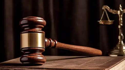 家门口的悲剧：死缓判决，能否告慰逝去的生命？