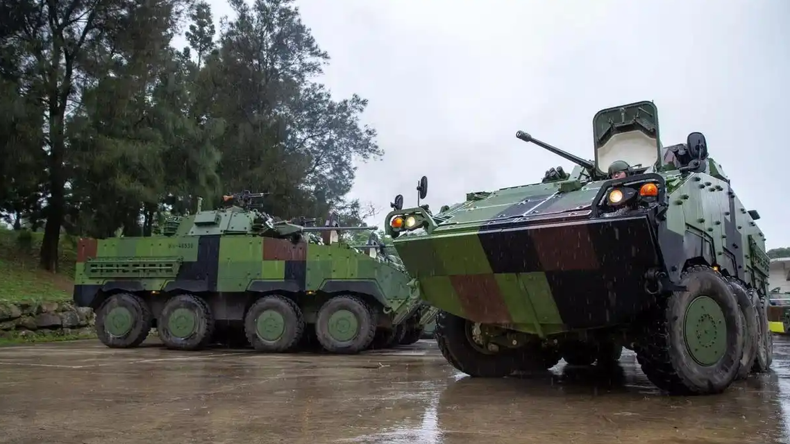 111亿美元！美对台军售案暗藏杀机，解放军报犀利拆解“进攻性”獠牙