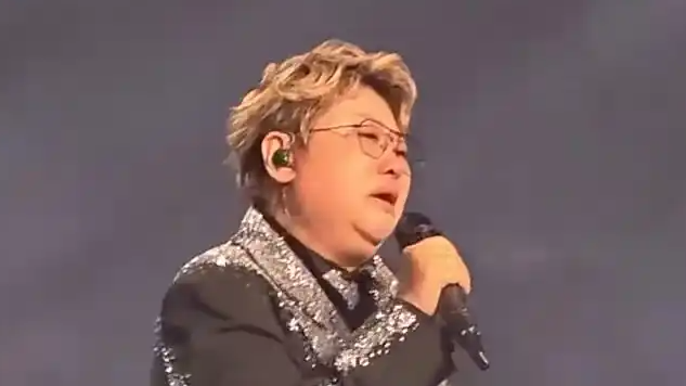 韩红一声“误判”，撕开了多少早产儿家庭的隐痛？