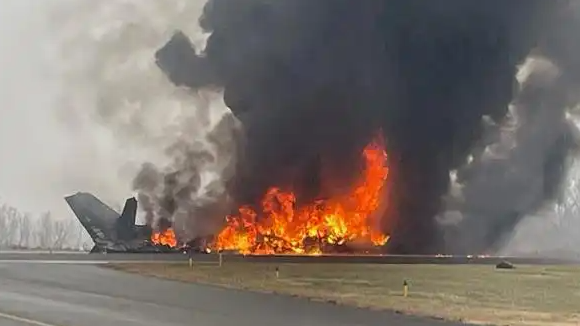 赛车传奇的悲情谢幕:比弗尔一家四口坠机殒命,安全警钟为谁而鸣?