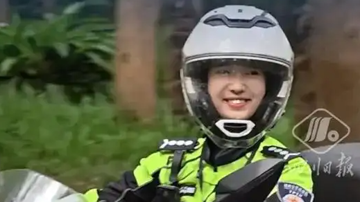 甜妹铁骑爆红后入围“最美浙警”：颜值是流量，实力才是通行证